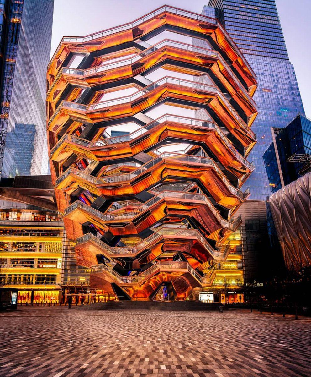 sezhincom's tweet photo. Hudson Yards
جدیدترین پروژه عظیم منهتن نیویورک که فاز اول آن در ۱۵ مارچ ۲۰۱۹  افتتاح شد. 
https://t.co/bRjgQcAlow
#هادسن_یاردز #هادسن #نیویورک #منهتن #آمریکا  #آسمان_خراش
#sezhin #hudson #hudsonyards #newyork #newyorkcity #nyc #manhattan #skyscraper #skyscrapers #tower #iconic https://t.co/Af5NKoOwJC