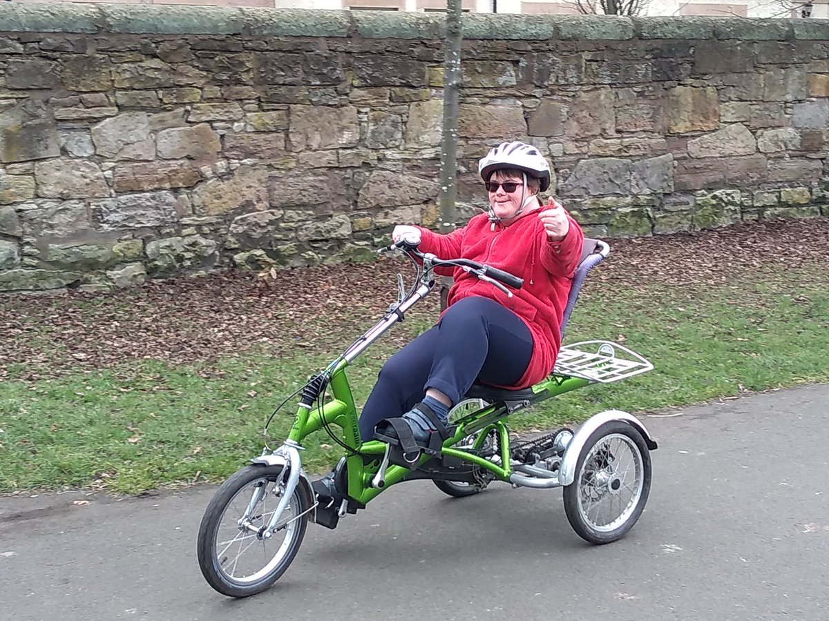 Edinburgh_ABC's tweet image. ..... aaaaand the new 2019 season of #AllAbility #Inclusive #Cycling sessions is go! Great group in from @withYOUsupport to kick things off with a ride at @EdinOutdoors Victoria Park #Edinburgh @Edinburgh_CC @EdOutdoorLearn @CyclingUKScot @rsmacdonaldct @transcotland
