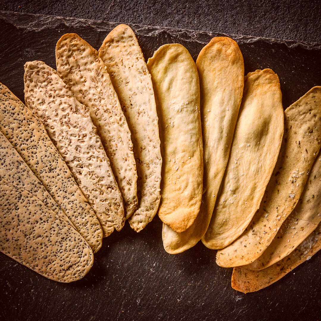 EatPictures's tweet photo. Such a joy to be working with Step & Stone Bakery @BristolStep
Handmade #lavosh flatbread crackers with a life-changing story
#bristolfood at its creative inclusive best
Food films coming soon
#crackers #inclusionmatters #leavenoonebehind #foodphotography
https://t.co/QUiRf5hQEn https://t.co/kaUvzBvZTf