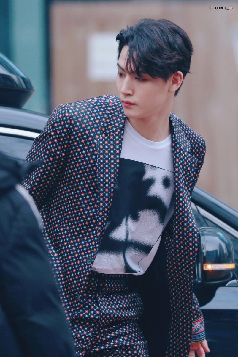 재범 사진 다 올리는 계정 tweet media