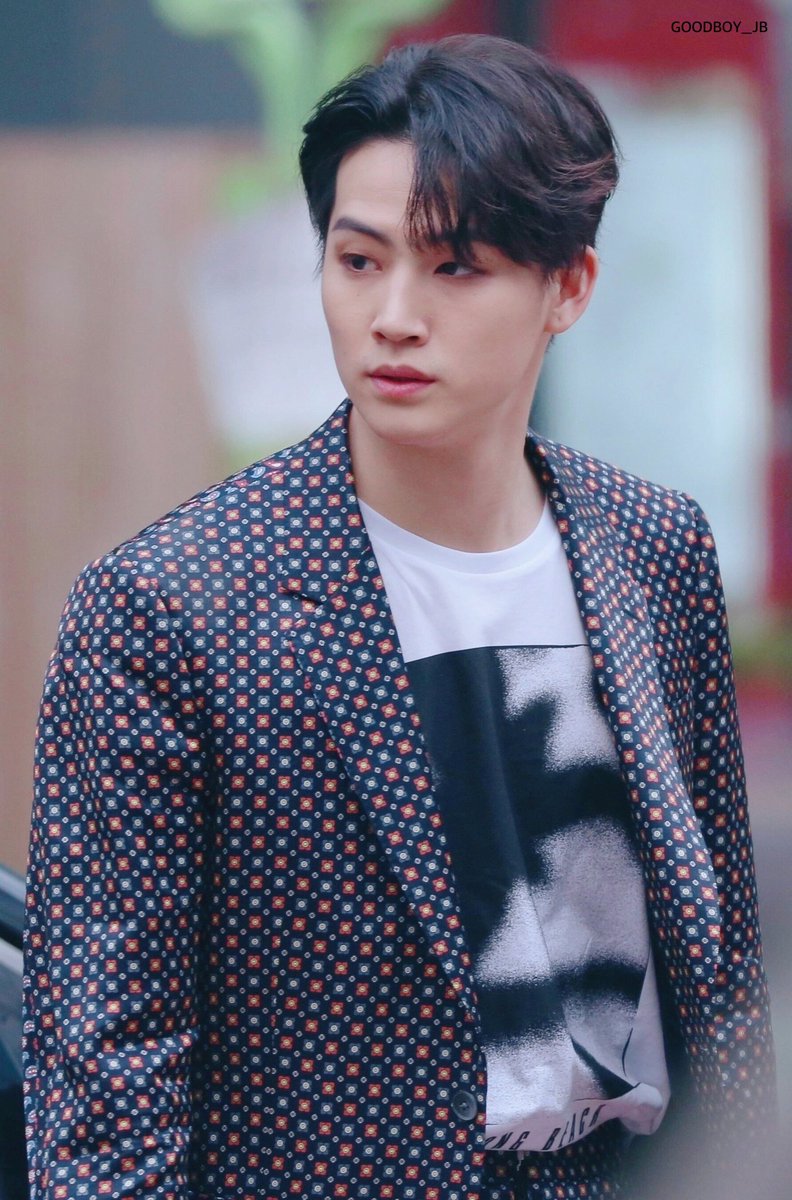 재범 사진 다 올리는 계정 tweet media