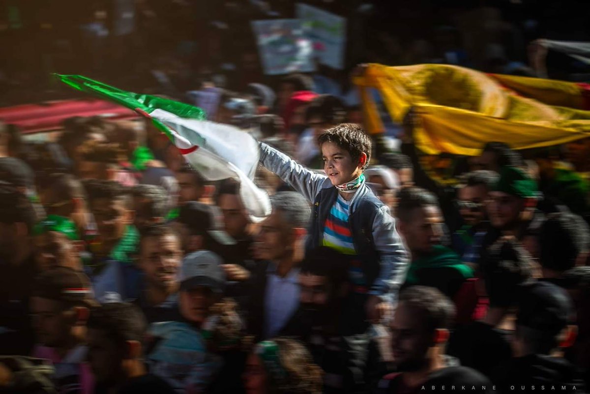 aberkaneoussama's tweet photo. #algeria #algerie #revolution #rouhou #يتنحاو_ڨاع #photographer #photooftheday #press #dream #alger #photojournalism #dzayer #الجزائر #patrie https://t.co/TbDU3yXrSs
