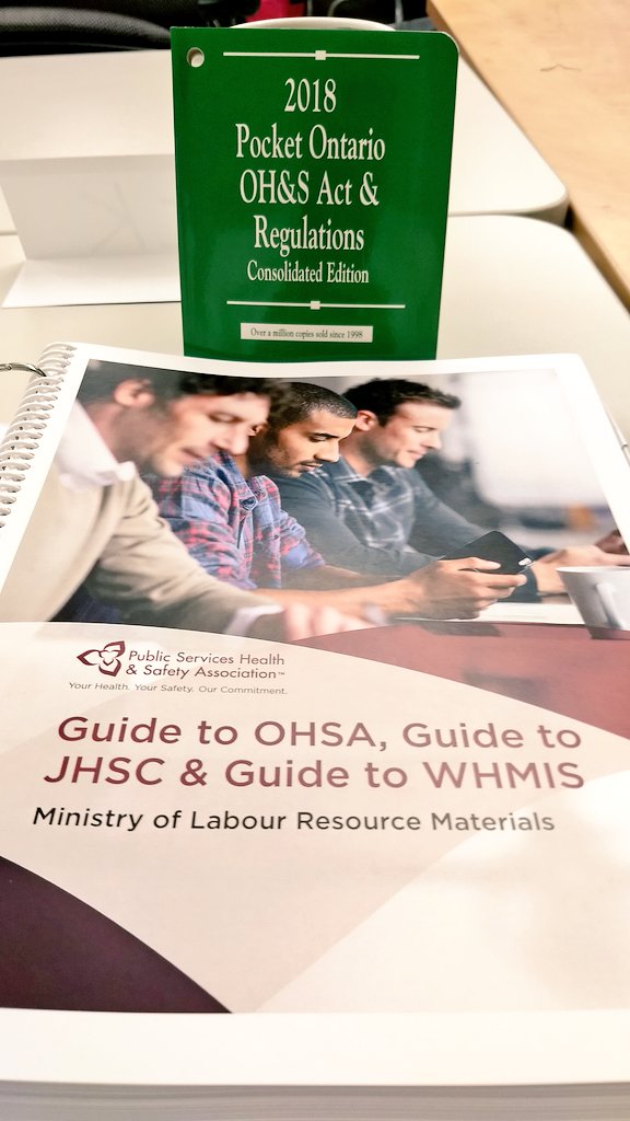 TPSNick's tweet image. Obtaining my JHSC (Joint Health &amp;amp; Safety Committee) Certification.

Hoping to learn, grow and become an active member of the JHSC Committee within the @TorontoPolice

#SafetyFirst