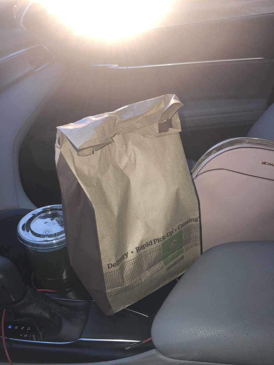 EuropeanPaula's tweet photo. Panera is life 😎 https://t.co/nZjslpOmXM