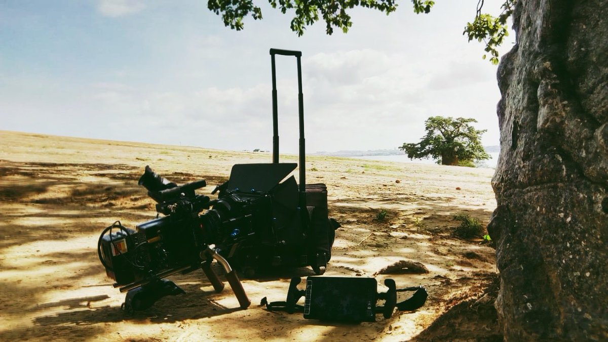 _geracao80's tweet photo. 🎥 A nossa Arri a relaxar um pouco. ||
-
-
#g80 #geracao80 #filmmaking #filmmaker #angola #africa #filmingequipment #arri #arrialexa #filmproduction #musicvideo #camera #producao #cinema #filme #filmphotography #producao #gravacao #africanproduction https://t.co/7lVgFla8yR