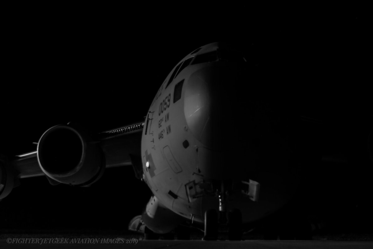 fighterjetgeek's tweet photo. 'Moose In The Midnight Shadows'~
For #MooseMonday: Sitting elegantly in the dark-thirty hours of the night, a #C17 #Globemaster from the #62ndAW/#446thAW, based at #McChordAFB, gets the #UnderTheLights treatment at #KOKC. #TheMooseIsLoose #BlackAndWhite #FighterJetGeek https://t.co/Lm4qmG09Dh