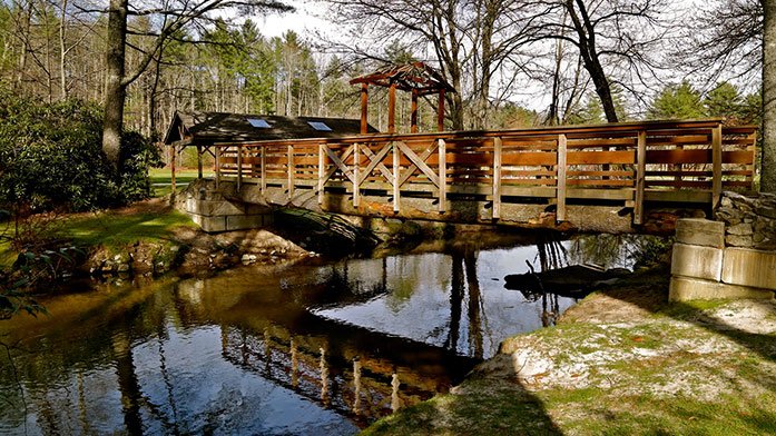 Enjoy a relaxing vacation stay in the breath taking Sapphire Valley Mountains in Cashiers, NC. Accommodations at the Fairway Forest Resort located on Sapphire National Golf Course. Celebrate with us April 6th