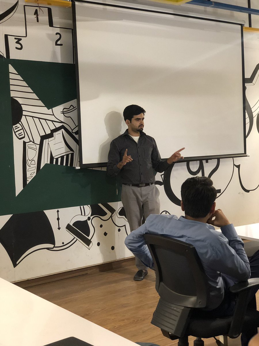 id92_pk's tweet photo. “The point of coming to an incubator is building your capacity.” - Faizan Mahmood, Head of Strategy ID92 and GM Superior Group interacting with the new startups. #IDClassroom https://t.co/S4NvKyJkA9