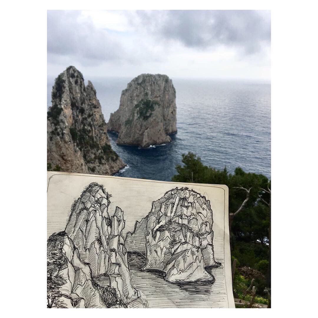 TGNcultura's tweet photo. ✏️ Seguim compartint els dibuixos de la nostra #IllustradoraConvidada, la @marta_contrer. Aquesta setmana amb una selecció d’algunes de les il•lustracions que ha fet durant els seus viatges. Vegeu-ho: https://t.co/mdyQBjfNfM https://t.co/nqJexWzZTf
