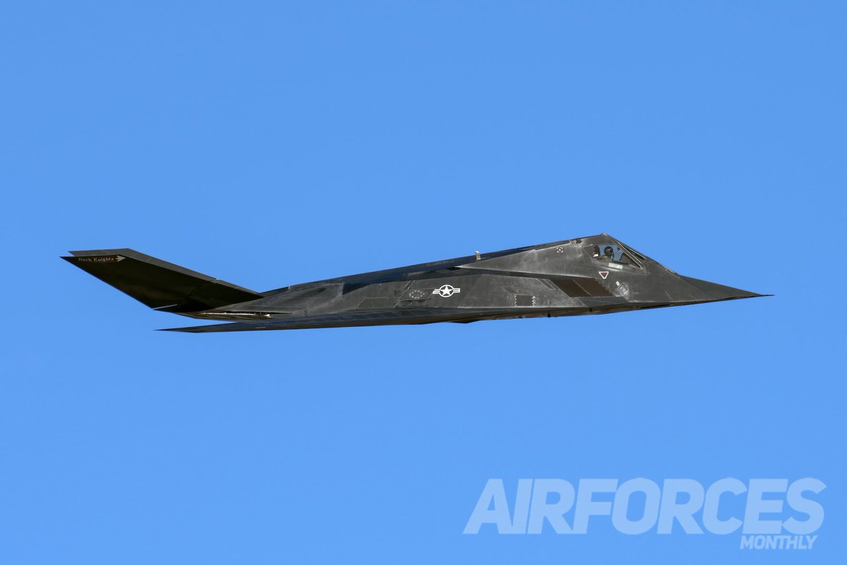 ‘Dark Knights’ – a new F-117 squadron? - airforcesmonthly.keypublishing.com/2019/03/18/dar…