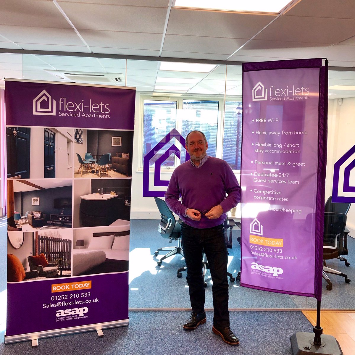 FlexiLets's tweet photo. Our director Shaun, gave his approval by posing with some of our new promotional items! #flexilets #servicedaccommodation #accomodation #hampshire #surrey #london #corporatetravel #ASAP #corporateaccommodation #businesstravel #travel #business #businesstraveller #corporate https://t.co/ETgZja86na