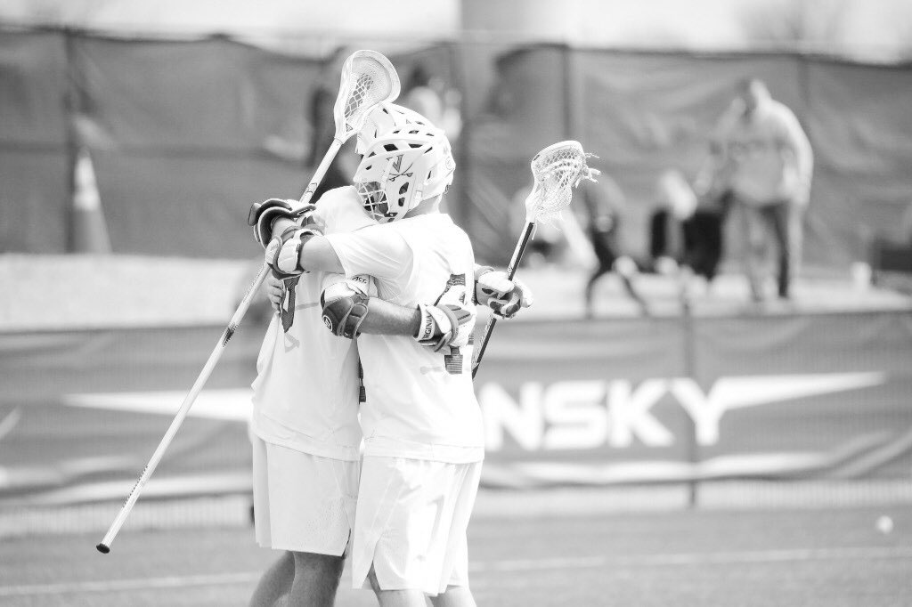 BoLori13's tweet photo. Half way through the regular season. Grateful for every new week I get to spend surrounded by a group of men that sells out for one another! Another opportunity to learn, grow, and improve. #GoHoos #StayChunky https://t.co/y7z8Se3wzV
