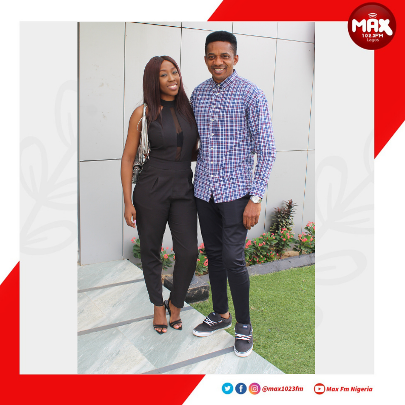 Max1023FM's tweet photo. @MarkOtabor At it again! ππ
Picture 1: Hey Babe can I have your number?
Picture 2: Big smile on his face when he got #beverlynaya's number...πππ
#LOL #Justforlaughs #celebrity
#celebrityguest #entertainment #trends #entstreet #celebrities #maxfm #naijacelebrities #movies https://t.co/RUgc41Di6F