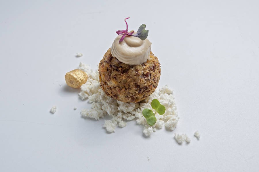 Degusta_cyl's tweet photo. Así son las 1⃣1⃣ tapas elaboradas a propósito del Día Internacional de las Legumbres 🥣🍴🧀🥃

➡ https://t.co/rznfyAbLEs

#gastronomia #fao https://t.co/DXEO2rVhqa