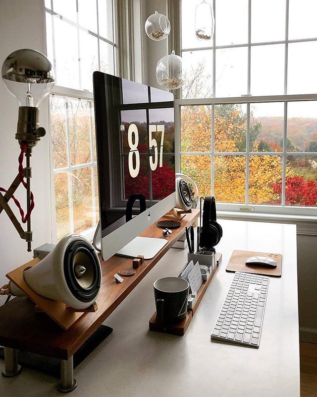 SchoolPapr's tweet photo. Morning coffee or tea, and views!  Happy Monday! 📷 @ugmonk #SchoolPapr https://t.co/Z3nQ0b2crE https://t.co/RqUzkiIaez