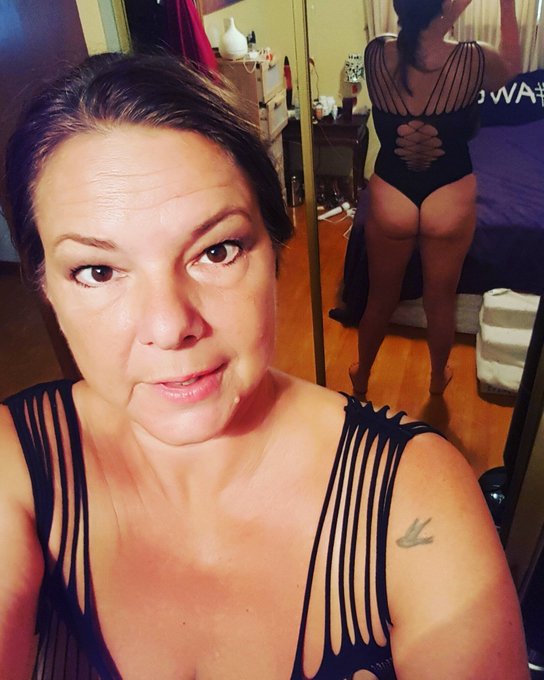 Fuck instagram.. lol. Kiss ma butt! https://t.co/KCWafHDHUp<a href="/tag/tittytuesday"class="tags"><span>#tittytuesday</span></a><a href="/tag/iamcanadian"class="tags"><span>#iamcanadian</span></a><a href="/tag/canadiangirlsrock"class="tags"><span>#canadiangirlsrock</span></a>
