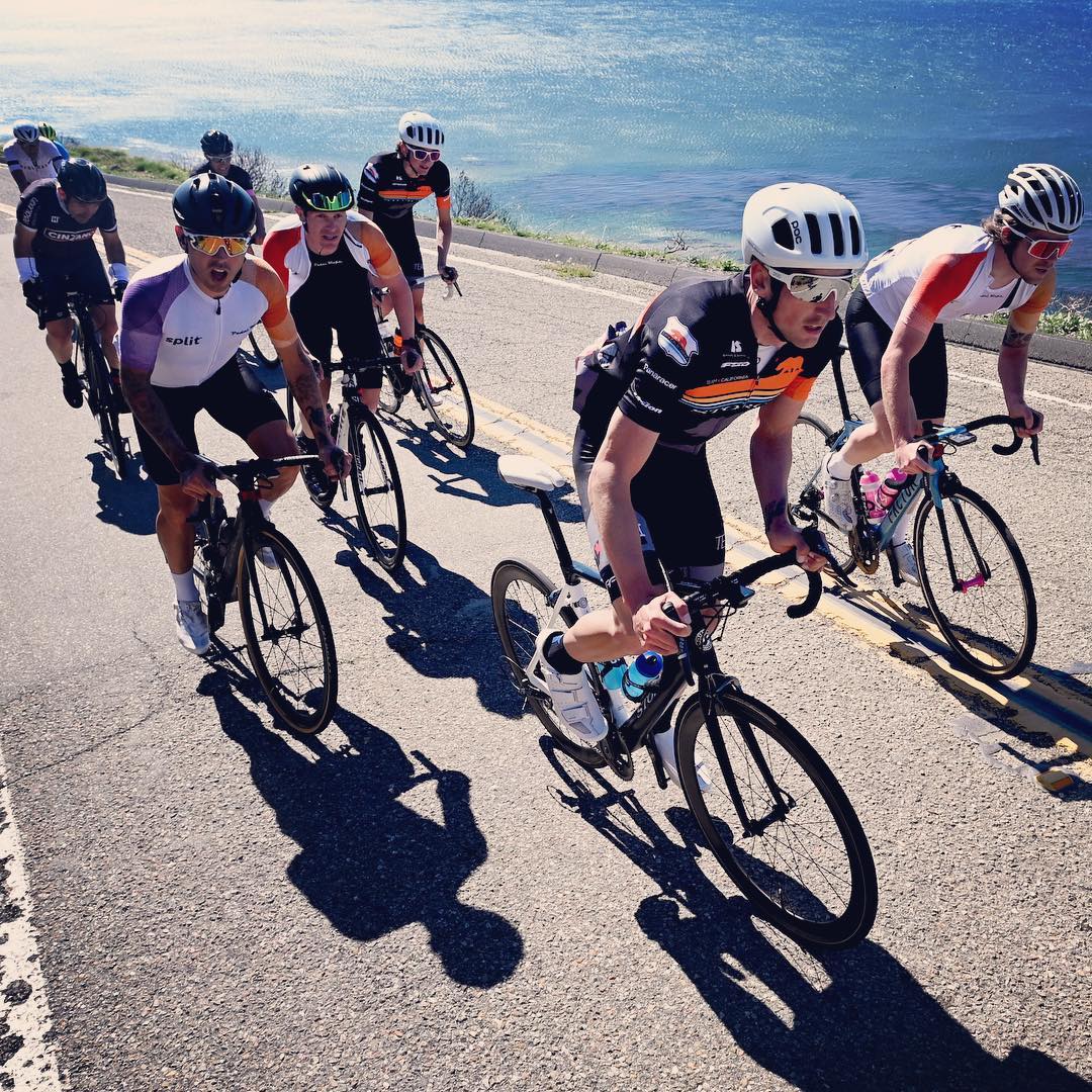 oc_sport's tweet photo. ✔️Sunny skies
✔️Ocean views  
✔️Steep climbs 
✔️Epic views 
That pretty much sums up this weekend in #California for the Malibu Invitational by @Haute_Route #hauteroute #cyclinglife #MondayMotivation 📷 @veloimages https://t.co/owJ2BlFuoD