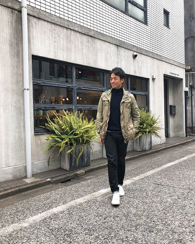 aki_m0816's tweet photo. #今日のふくそ 
オシャレなファサードの店だけど、入らずその向かいのロースターに入りましたw

#diesel #gray #nationalstandard 
#インスタファッション #足元倶楽部 #ootd #ootdfashion #typeseven https://t.co/coJuKNUJqX https://t.co/YN7VxskCgp