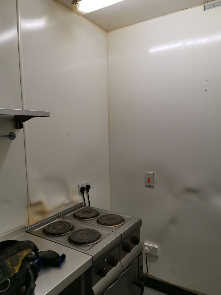 bondfabs's tweet photo. A few before and after pics at The Volunteers Arms #ventilation #kitchenextraction #commercialkitchen #stainlesssteel
#wallcladding https://t.co/Ia1SXeuCjd