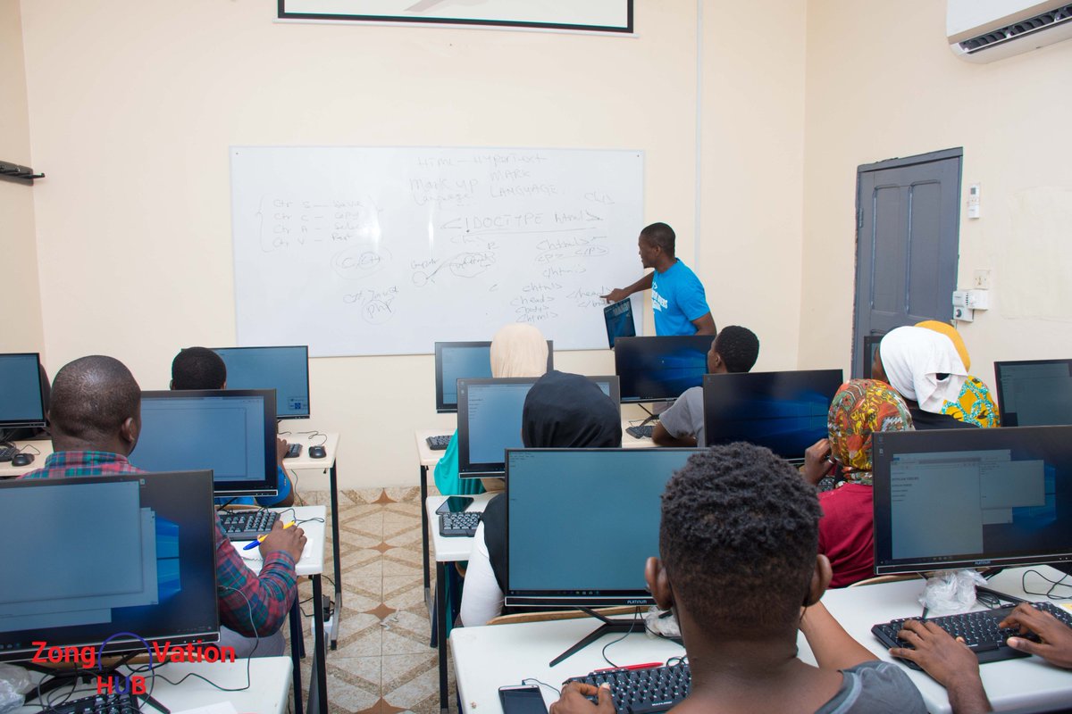 MahmoudJajah's tweet photo. In partnership with the @miczdgh, the @IYDGhana and the @ZongoVationHub are training the next generation of tech gurus from the Zongo communities under the #ZongoCodersProgram. @MustaphaHamid @LopezEkra @DAcconciaEU @USEmbassyGhana @EuropeInGhana @GermanAmbGhana @UNDPGhana https://t.co/J5ezuflq0b