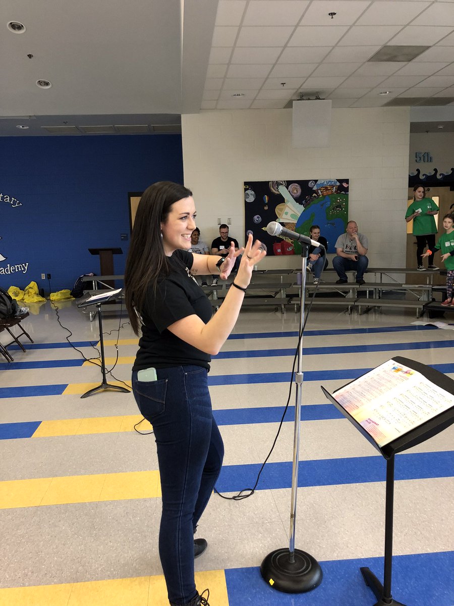 housholdmusic's tweet photo. I love my job. 🥰 Photo credit @EndicottSpot
@ShakeragElem #fcsmusic #FCCC19 #MIOSM https://t.co/kIqQZV59P6