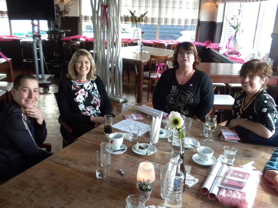 ASistersHope's tweet image. 65.000 euro voor UMC-@UMCUtrecht borstkankeronderzoeker en "KICKOFF 2019" van A Sister's Hope acties!