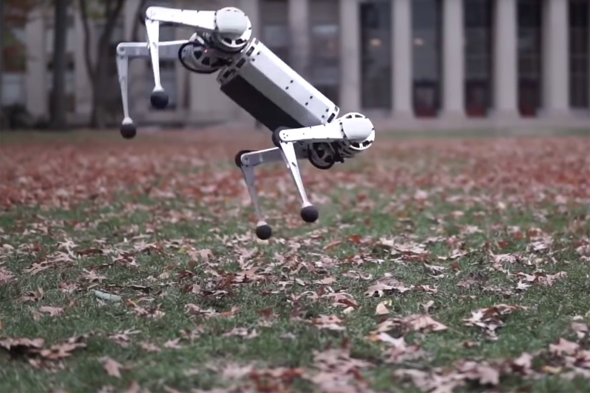 Akashujjwal10's tweet photo. #MIT #flipingcheetah #letestnews #ArtificialIntelligencenews #DataSciencenews #MachineLearningnews #Googlenews #Microsoftnews #applenews #IBM #Letesttechnologynews #todaynews 
LATEST NEWS: MIT MINI CHEETAH AI POWERED ROBOT DOES BACKFLIP-https://t.co/1jUfppDLh5 https://t.co/iAbz20jQth