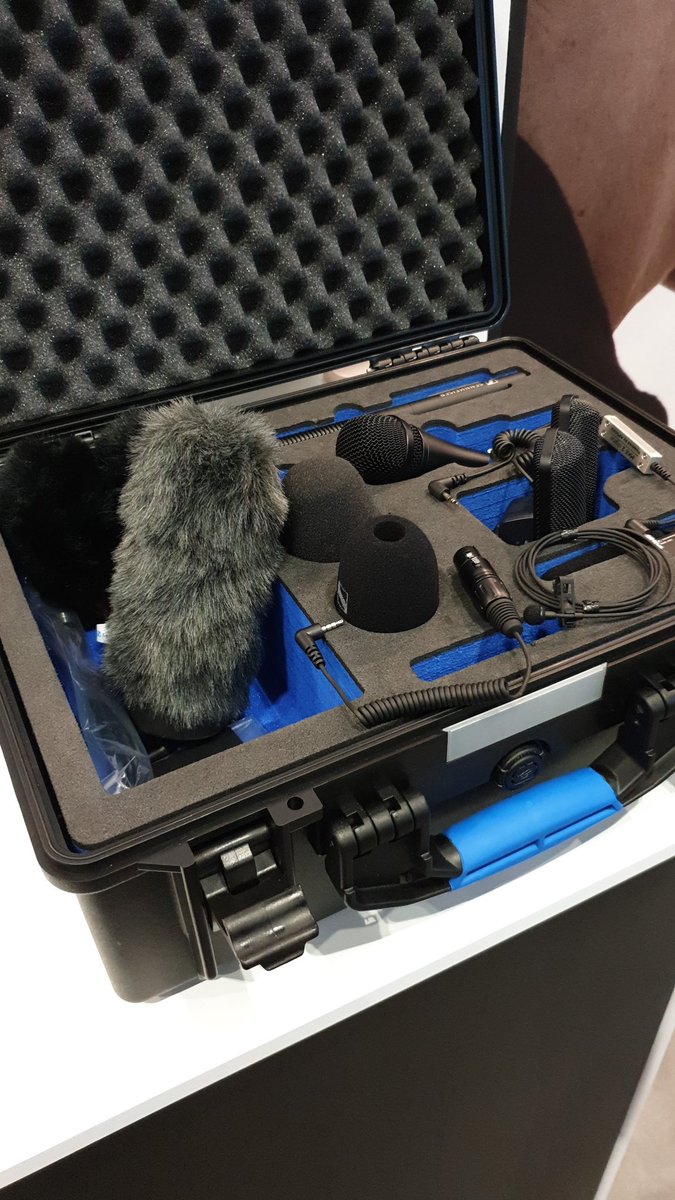 MarkKidsley's tweet image. Gimme... #sennheiser #ukvideoshow