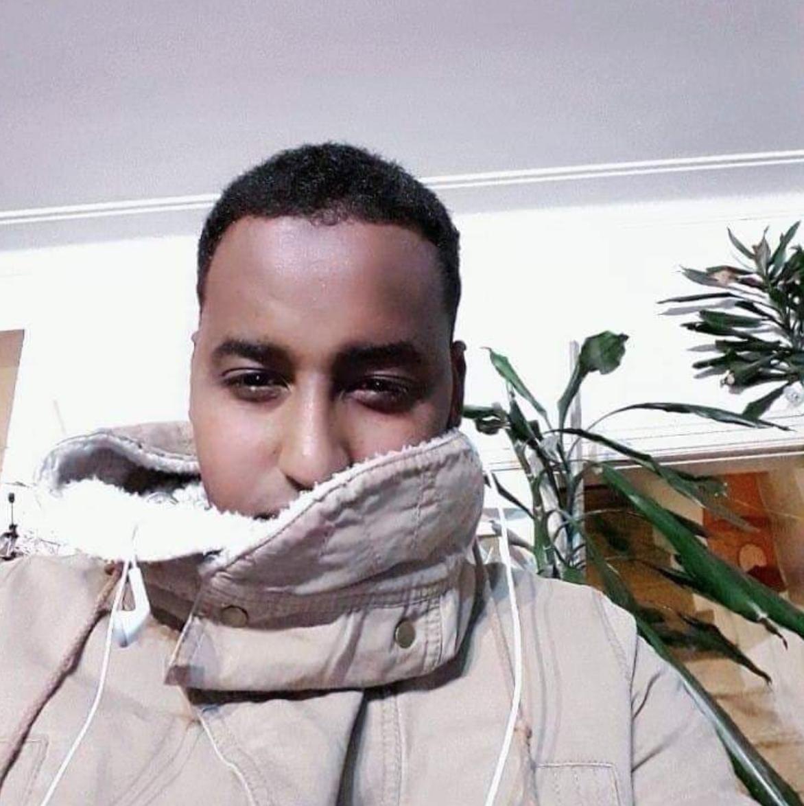 DEATH IN CALAIS 1/5

This is Kiar. 

He was 19-years-old. 

He is the first person to die at the Calais border this year. 

His name joins the list of countless others who have died here trying to reach safety.