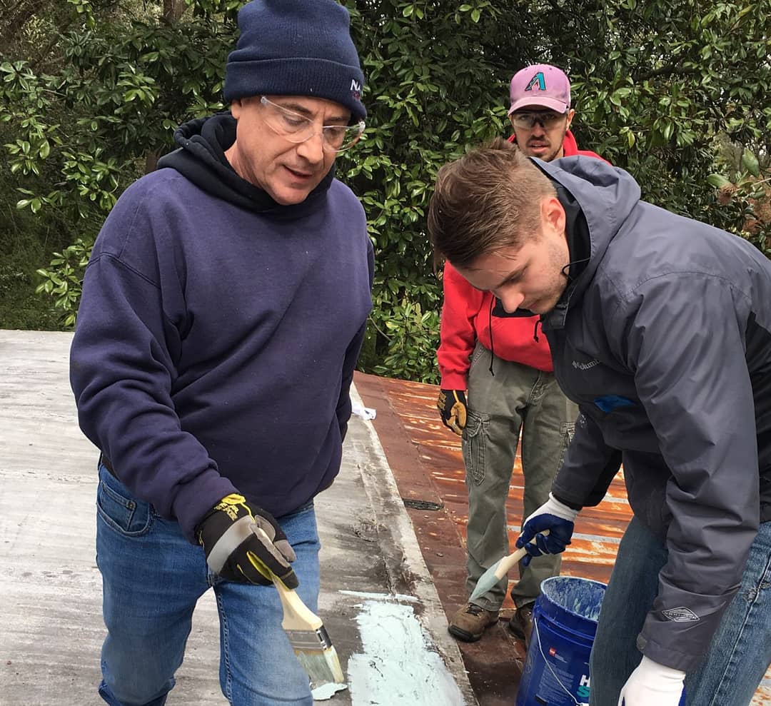 HomeWorksofAmer's tweet image. University of Maryland students are spending their Spring Break helping continued hurricane relief efforts in Horry County this week! Thanks to leader Jeff Warner and the @CCCFtweets #OneSC Fund for making this week's home repairs possible! #compassionateconstruction
