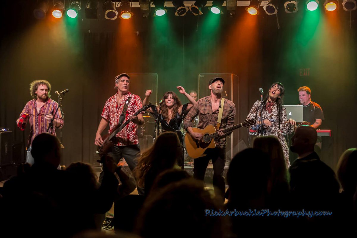 OverflowCo's tweet image. Rumours - Ottawa's Fleetwood Mac Tribute Band - eepurl.com/gk4Hcv