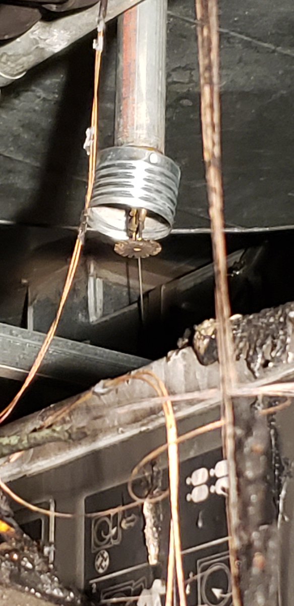 hbgfire's tweet photo. #fastestwater #sprinklersave last night in #HARRISBURG dryer fire at the #ballpark contained by 1 sprinkler head....damage contained to the laundry room with minor smoke damage...#devistating #fire averted  Another example of why #firesprinklers are so important!  @NFSAorg @NFPA https://t.co/hq3Sg3GBOi
