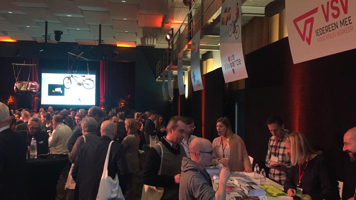 pzglm's tweet photo. De collega’s van Team Verkeer zijn aanwezig op het Vlaams Congres Verkeersveiligheid in #Vilvoorde: “Hoe sturen we verkeersgedrag?” #VCV19 #inspiratie #netwerking #veiligverkeer #goforzero https://t.co/5JSyXcA5HM