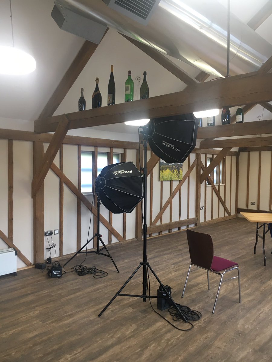 Lights camera action 🎥📷<a href="/FiscaleLtd/">Fiscale Ltd</a> website photo shoot #strikeapose #RDtaxcredits #headshot #groupshots