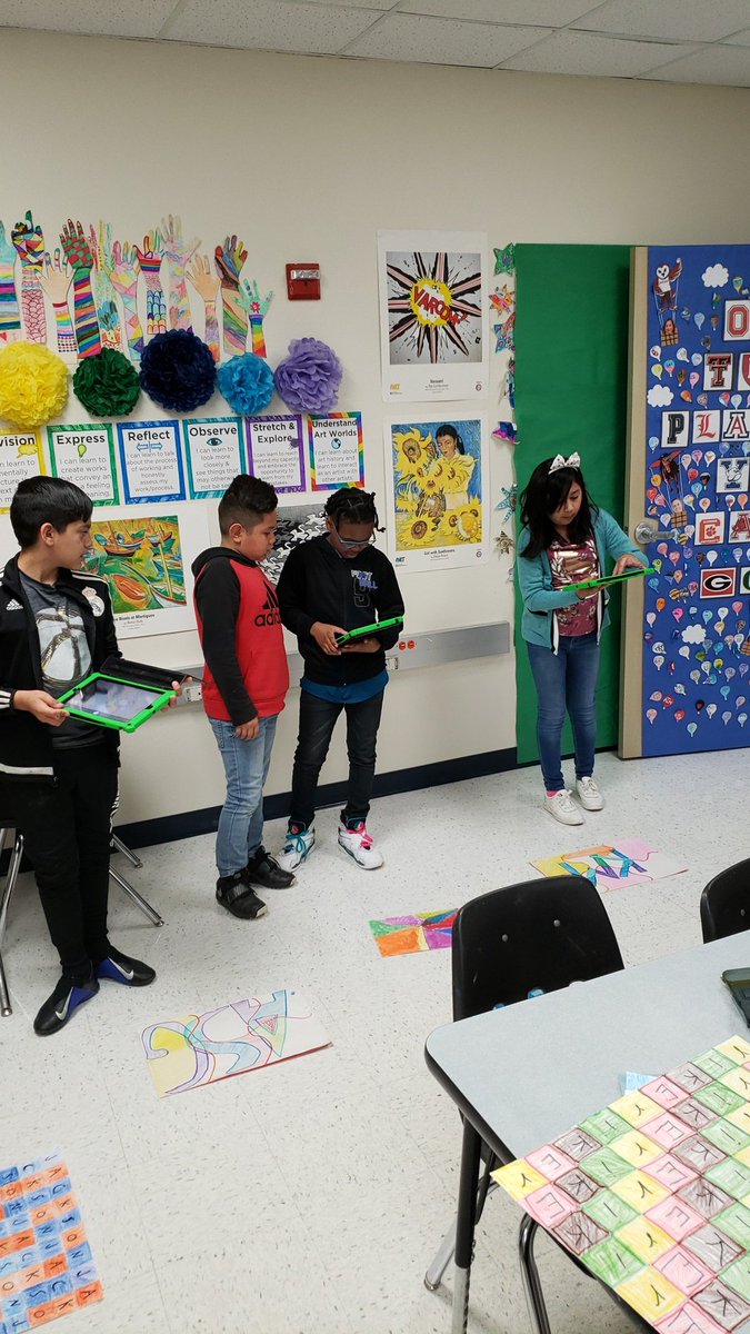 cmac920's tweet image. Uploading and reflecting on art we have made this year! #creatubbles #pisdcreatesart #barronworldfamous