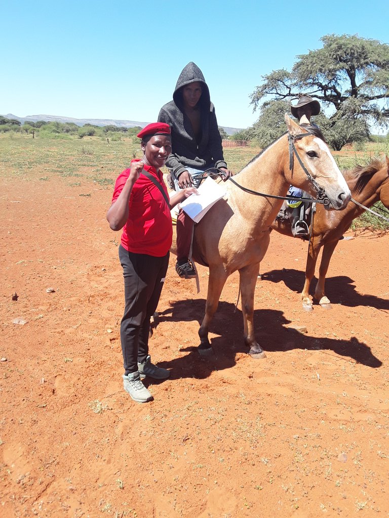 GoitsemodimoH's tweet photo. We are in this thing of motho mothungin Gasegonyane municipality Northern cape province towards manifesto rally at maphiniki sports complex...
#voteEff
#24march2019
@EFFSouthAfrica
@effnorthercape https://t.co/grfrOiFove