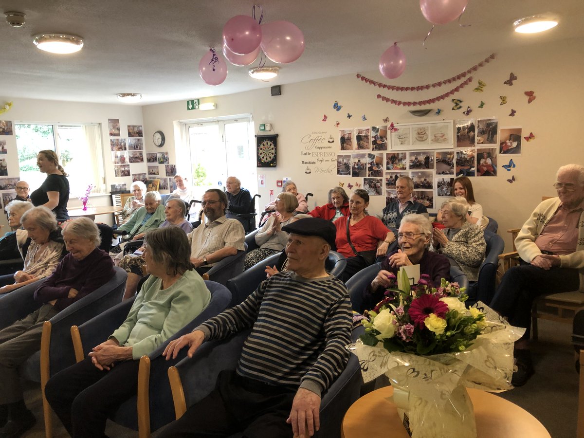 QuantumCareLtd's tweet photo. Wishing a very happy 90th birthday to Mountbatten Lodge resident! She celebrated in style with family and friends, dancing to the musical talents of Dennis Bryant and enjoying a delicious birthday cake! #quantumcare #elderlycare https://t.co/WMUQ4agALx
