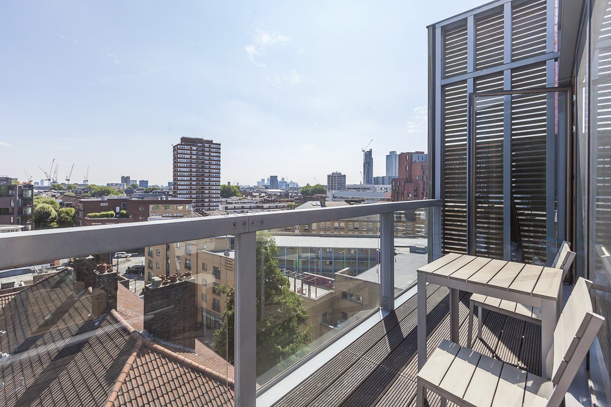 pgestates's tweet image. #NewListing #OldStreet #London #EstateAgent