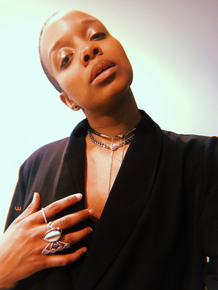 jamilawoods's tweet photo. new song out tomorrow ~ excited for y’all to hear 🖤 https://t.co/ry2fyzN8DV