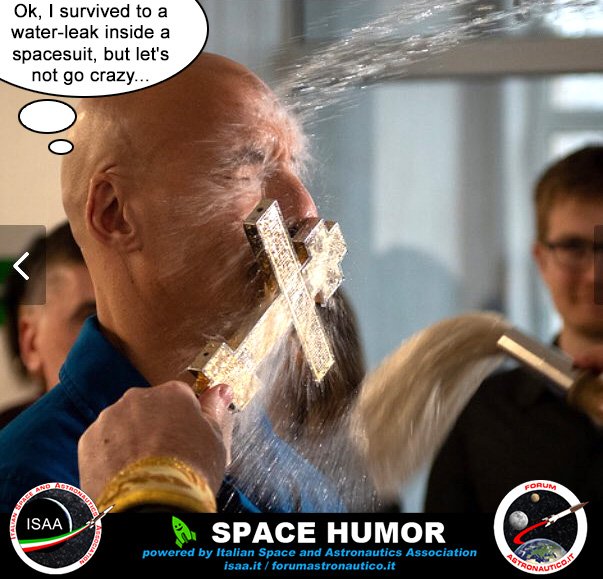 SpaceHumor's tweet photo. @astro_luca https://t.co/NPsJoIcb0Z