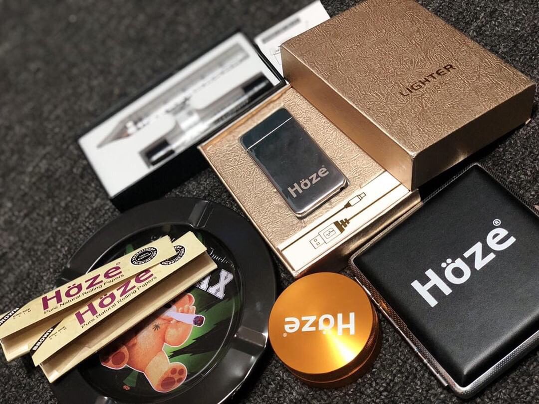 hazepapers's tweet photo. Delivered!!! Join the #hazegang .
Visit website, DM or Call/WhatsApp: 08140266322.. Delivery available nationwide.
.
. .
#hazepapers #rollwithhaze #hazeaccessories #hazegrinder #hazelighter https://t.co/BxLBbijBMX