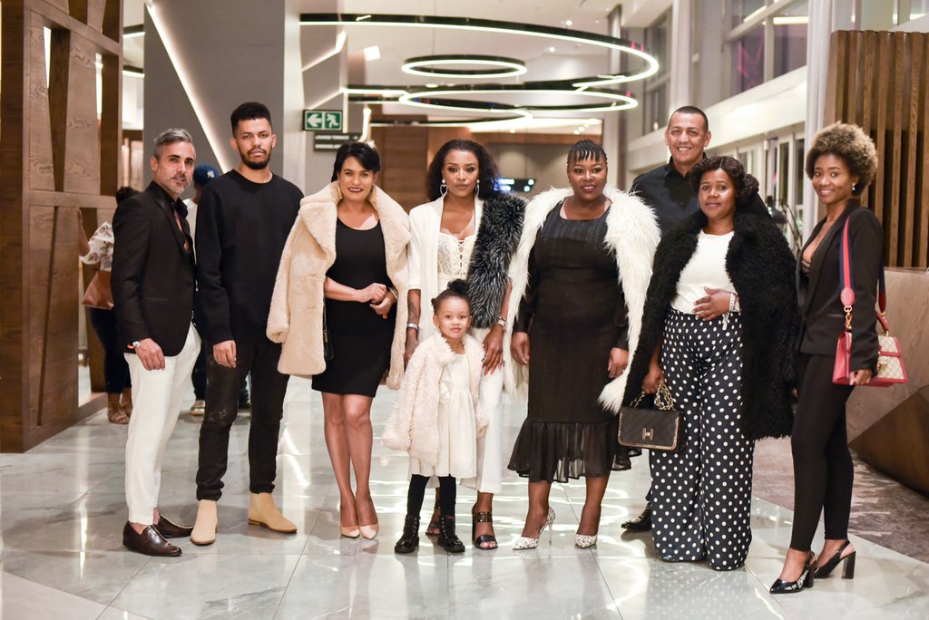 akaworldwide's tweet image. How do you define Family?  ❤️