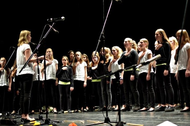 L'Actual tweet media