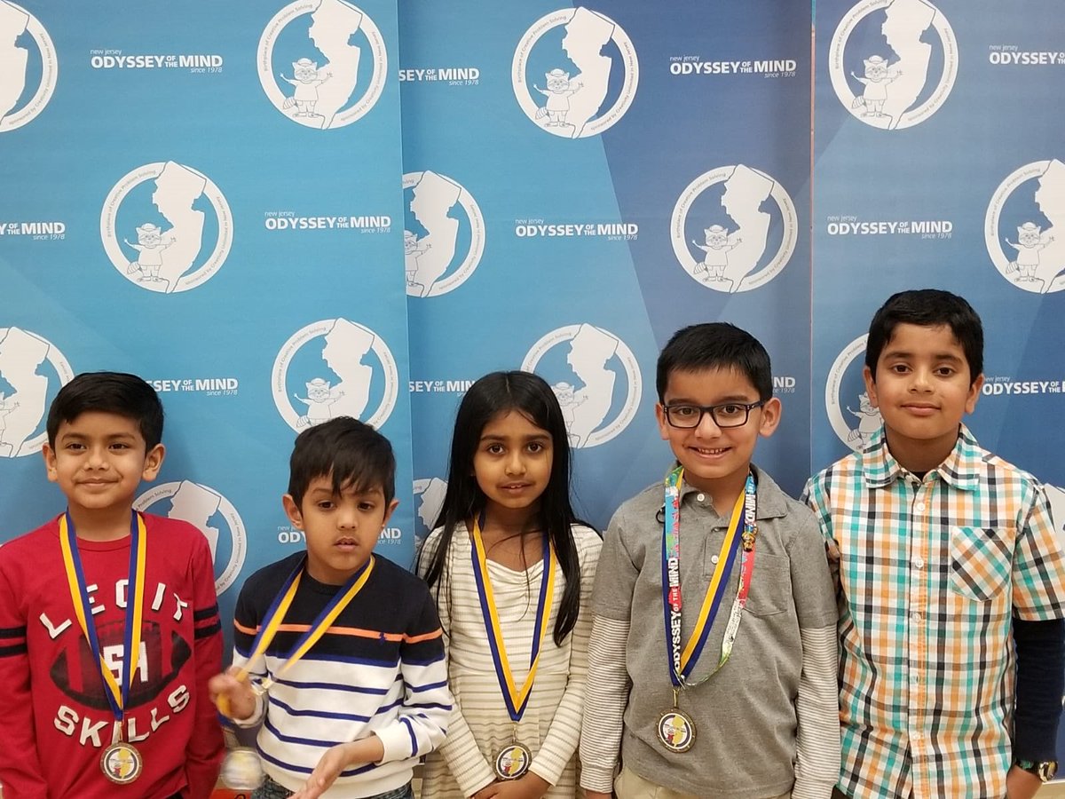 sbsdnews's tweet photo. Congrats to first graders from Deans and Brooks Crossing who recently participated in the Odyssey of the Mind Regionals at JP Case School this past weekend.  Way to go!! #sbpdchat @SSfeder @arajagop @gfamous4 @Jenniferdiz @kmaloywhite https://t.co/8JyF6ENyvr