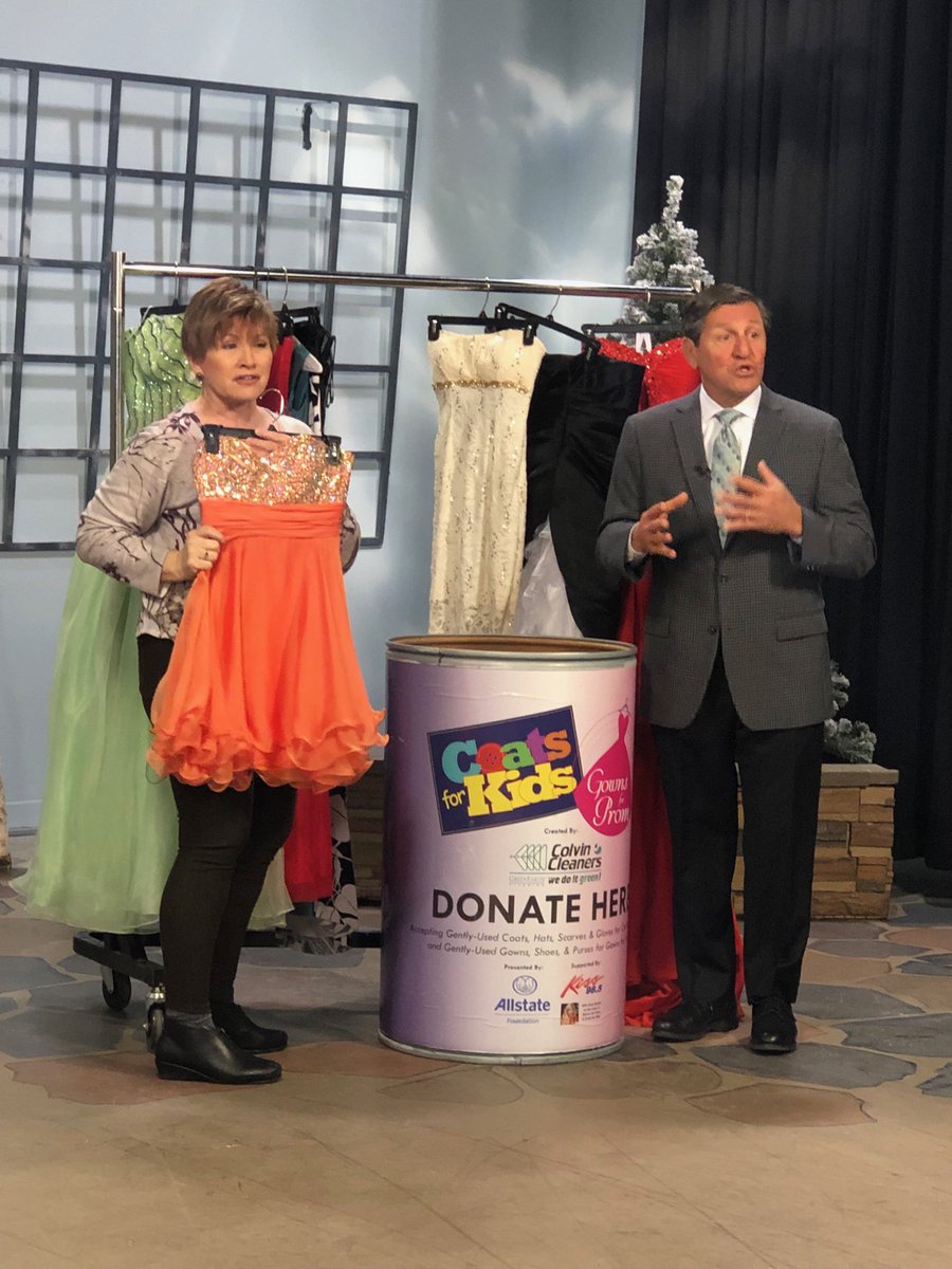 EColvinCollins's tweet photo. Thanks to Paul Billoni โฆ@ColvinCleanersโฉ for stopping by AM Buffalo today to talk about #GownsForProm! ๐ They collect & clean thousands of gowns each year and distribute them to girls who wouldnโt otherwise be able to afford a dress for the prom ๐#GivingBack #Community ๐ช https://t.co/FM0PY1L5W0
