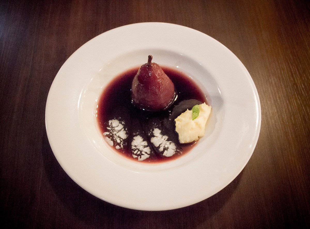 Van algunas fotos de la Cena Gourmet del Club San José 🍽️🥂 #MasterChefUy