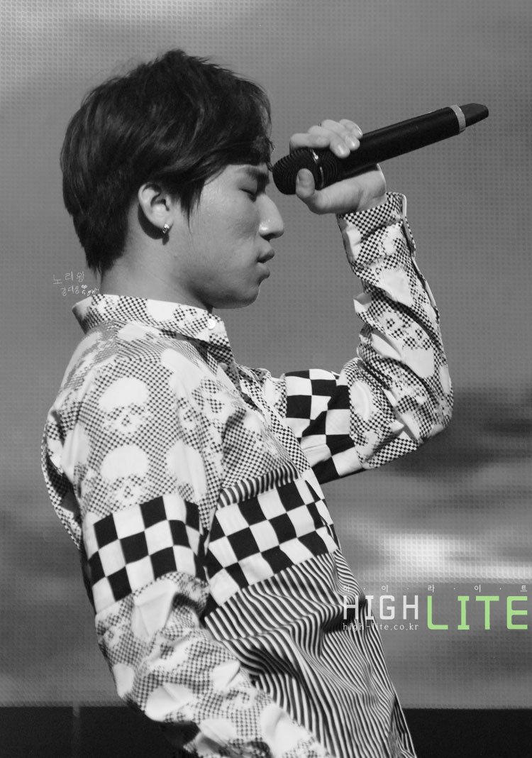 DaesungUpdate's tweet photo. Day 372 of 608 🌹🌸🌻💮🌷
😇 236 more days Waiting for Daesung
#빅뱅 #대성 #BIGBANG #DLITE #D236 #WaitingForDaesung https://t.co/8dZ8rj2EyO