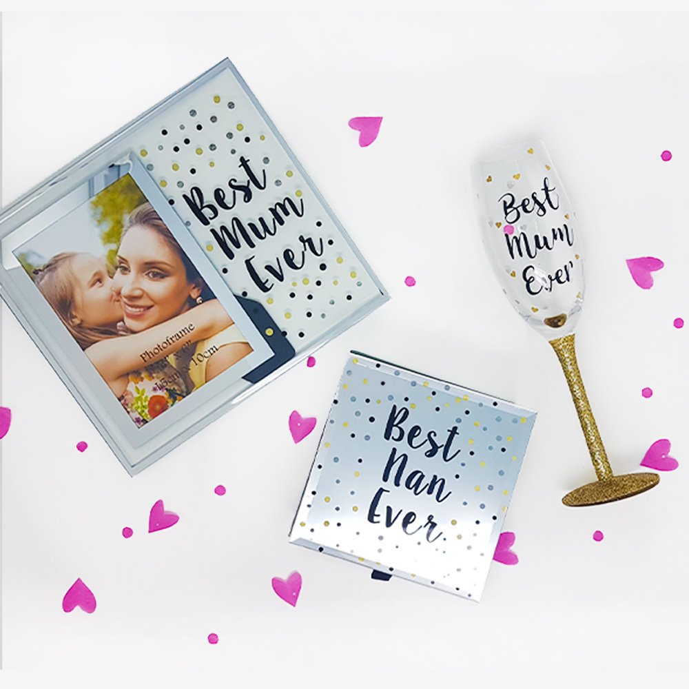 Get mum what she really wants this Mother's Day 💕💌

Sunday 31st March

#YankeeCandle #WillowTree #Woodwick #MothersDay2019