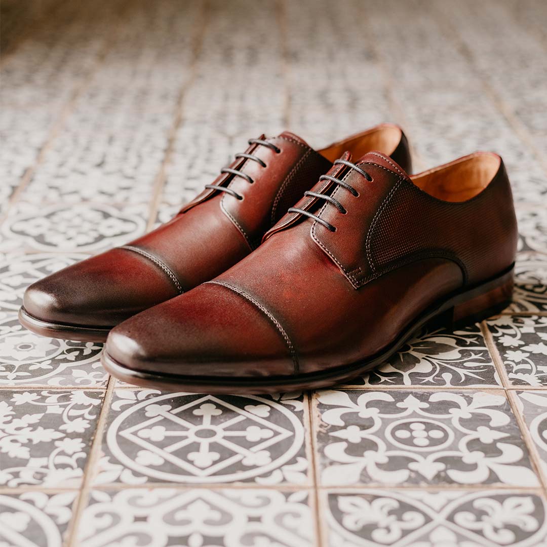 postino cap toe oxford