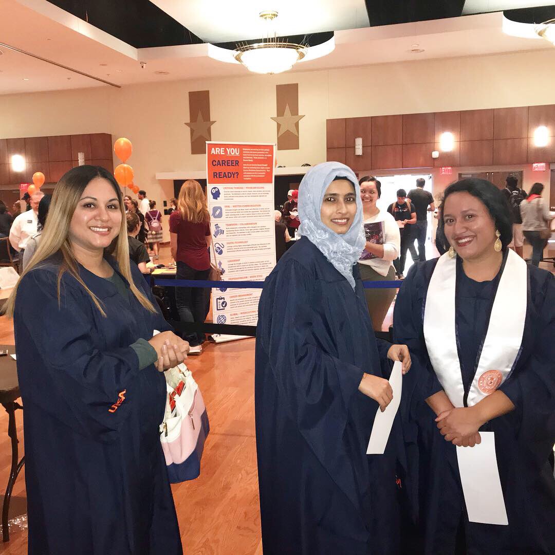 UTSAGetInvolved's tweet image. 🔸🔹Calling all spring graduates to Grad Fest happening right now! 🔹🔸Take care of all things commencement, they will be here until 7pm in the SU ballrooms! Can’t make it today? They will be at the  downtown campus tomorrow at Buena Vista 2-6pm #utsagradfest #utsagrad19